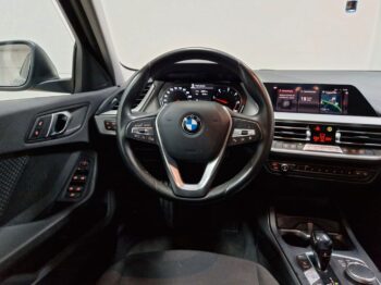 
									BMW SERIE 1 116D lleno								