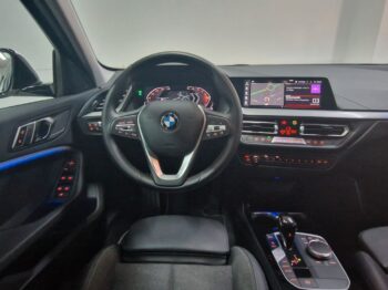 
									BMW Serie 1 118i Corporate Auto. lleno								