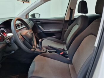
									SEAT Arona 1.6 TDI 70kW 95CV Style Ecomotive 5p. lleno								