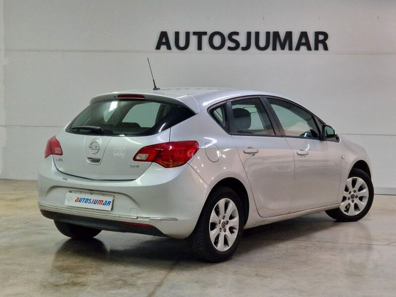 
								OPEL Astra 1.6 CDTi 110 CV Dynamic 5p. lleno									