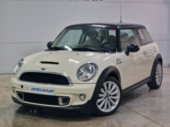 
									MINI MINI Cooper SD Auto 3p. lleno								