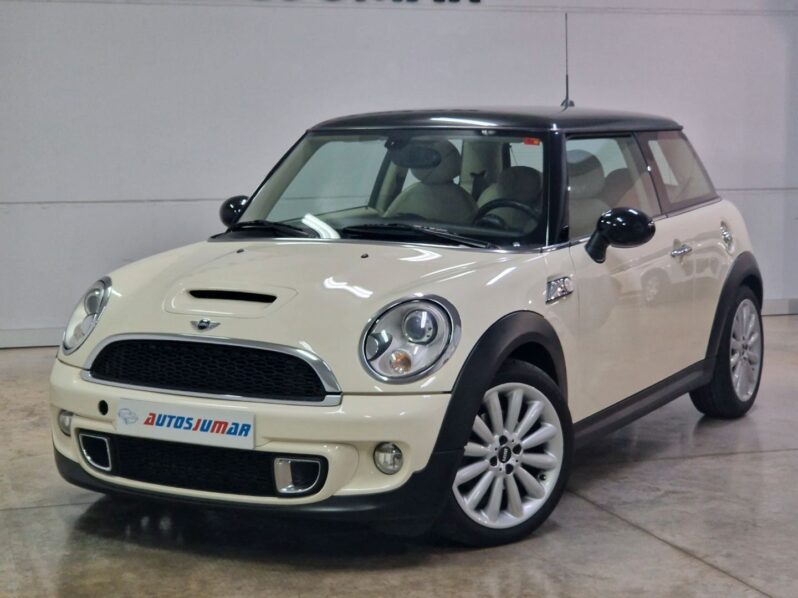 
								MINI MINI Cooper SD Auto 3p. lleno									