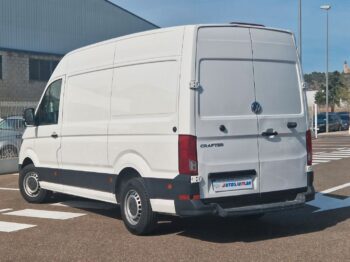 
									VOLKSWAGEN Crafter 35 Furgon BM TA L3H2 2.0TDI 103kW lleno								