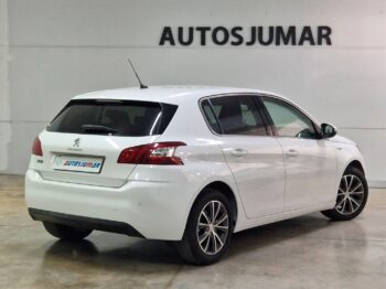 
									PEUGEOT 308 5p Style 1.6 BlueHDi 100 lleno								