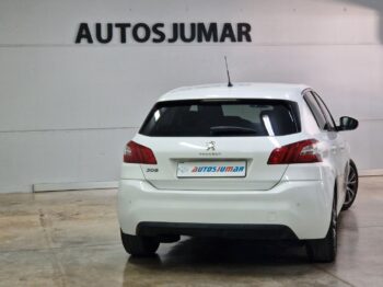 
									PEUGEOT 308 5p Style 1.6 BlueHDi 100 lleno								