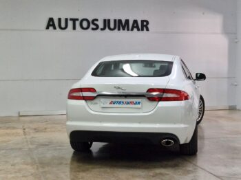 
									JAGUAR XF 2.2 Diesel Classic 4p. lleno								