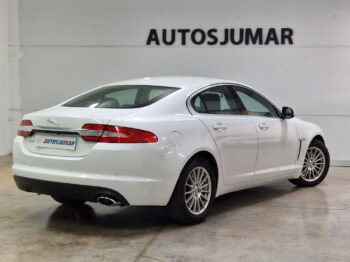 
									JAGUAR XF 2.2 Diesel Classic 4p. lleno								