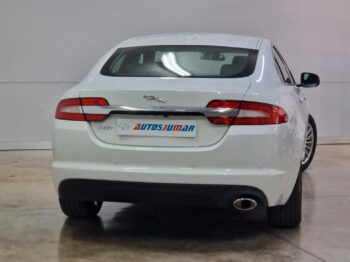 
									JAGUAR XF 2.2 Diesel Classic 4p. lleno								