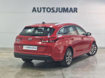 
									HYUNDAI i30 1.6 CRDI 85kW 116CV Tecno Sky DT 5p. lleno								