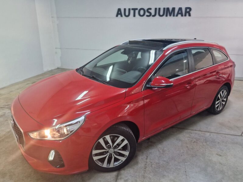 
								HYUNDAI i30 1.6 CRDI 85kW 116CV Tecno Sky DT 5p. lleno									