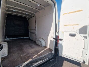 
									VOLKSWAGEN Crafter 35 Furgon BM TA L3H2 2.0TDI 103kW lleno								