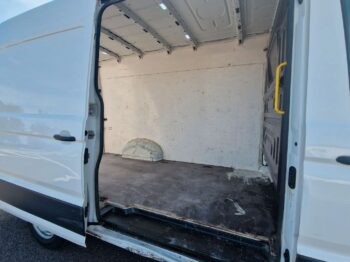 
									VOLKSWAGEN Crafter 35 Furgon BM TA L3H2 2.0TDI 103kW lleno								