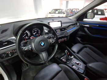 
									BMW X1 sDrive18dA Corporate lleno								