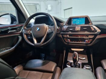 
									BMW X3 xDrive20d 5p. lleno								