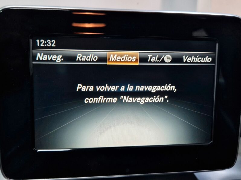 
								MERCEDES-BENZ Clase GLA GLA 200 d AMG Line 5p. lleno									