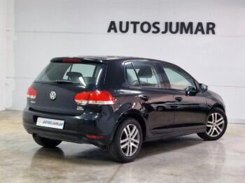 
									VOLKSWAGEN Golf 1.6 TDI 105cv BlueMotion 5p. lleno								