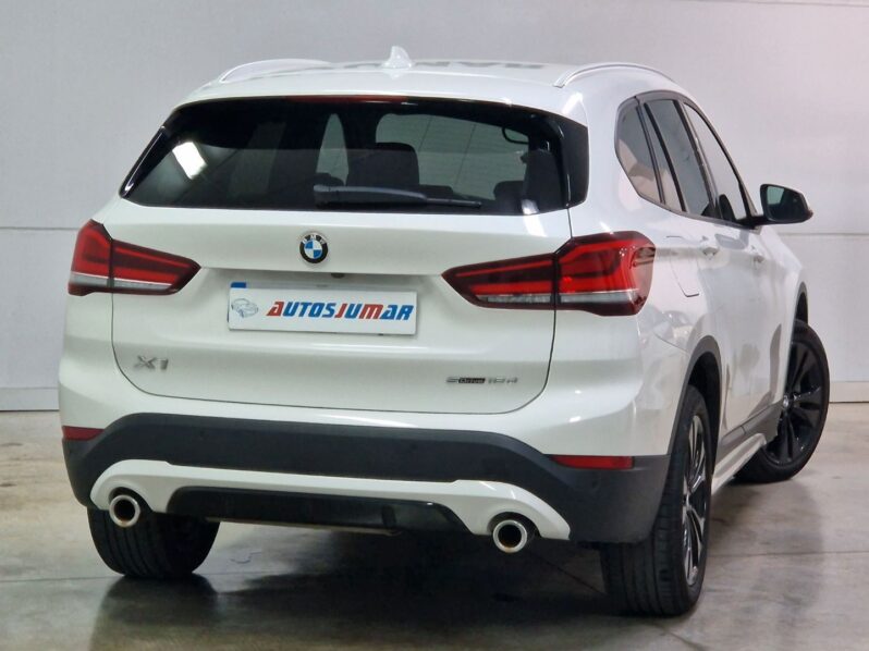 
								BMW X1 sDrive18dA Corporate lleno									