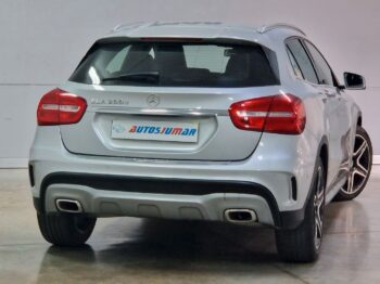 
									MERCEDES-BENZ Clase GLA GLA 200 d AMG Line 5p. lleno								