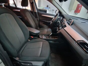 
									BMW X1 sDrive18d 5p. lleno								